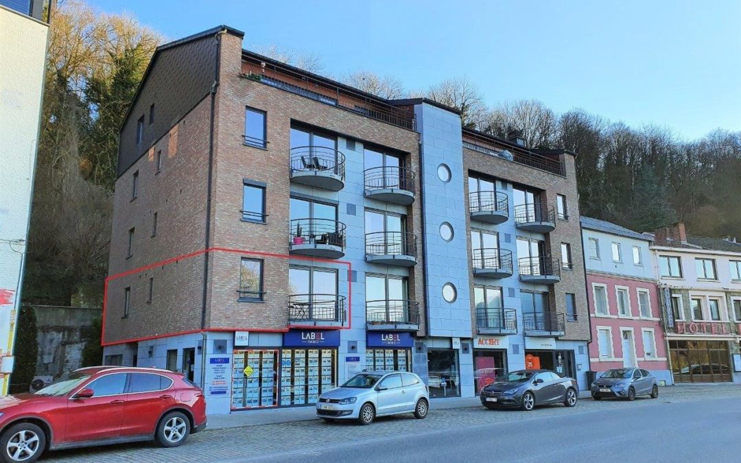 ***LOUÉ*** HUY – 695 € – Bel appartement 3 chambres + parking privé et vue sur meuse