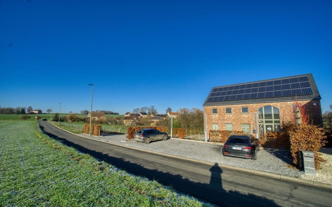 VILLERS-LA-VILLE – IMM. DE BUREAUX – 490.000 €